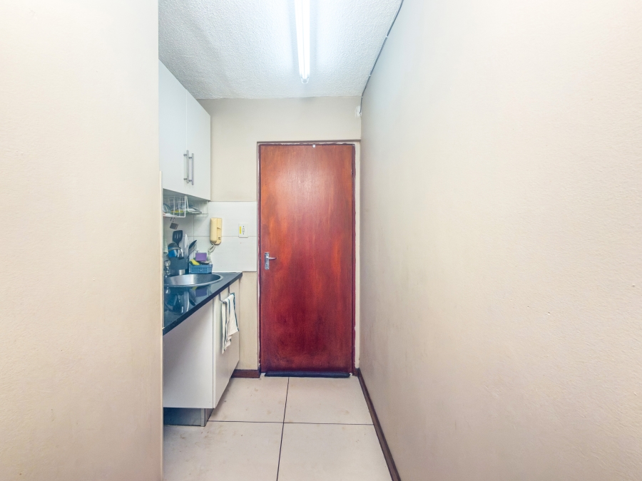 1 Bedroom Property for Sale in Hatfield Gauteng