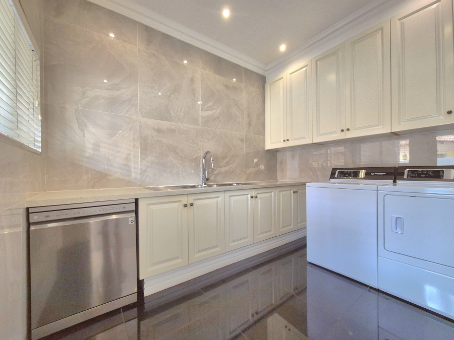 3 Bedroom Property for Sale in Helderwyk Gauteng