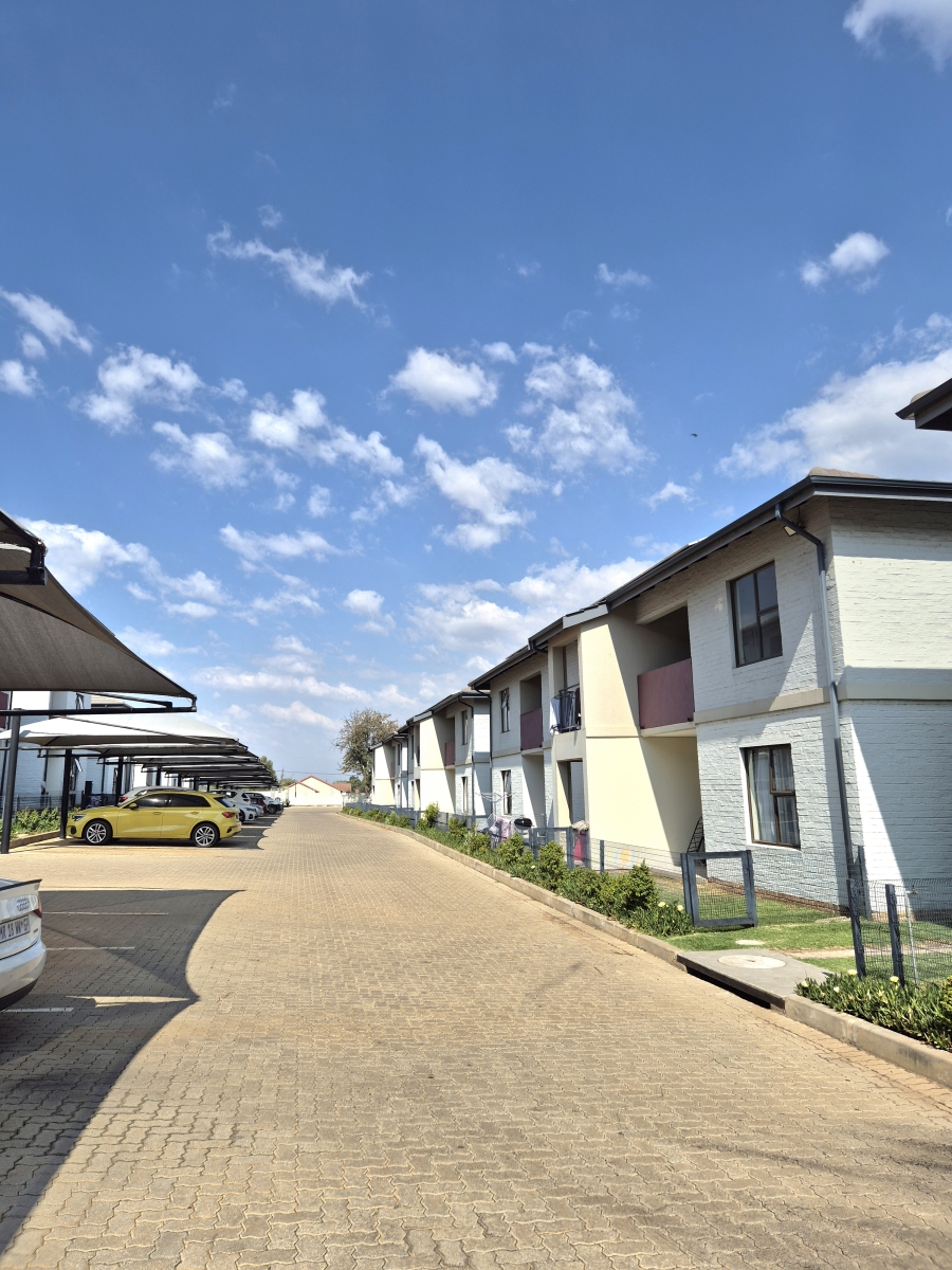 2 Bedroom Property for Sale in Benoni North Gauteng