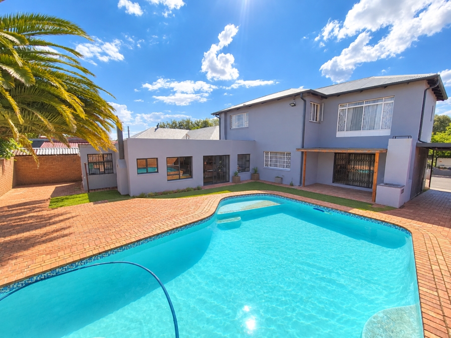 5 Bedroom Property for Sale in Brenthurst Gauteng