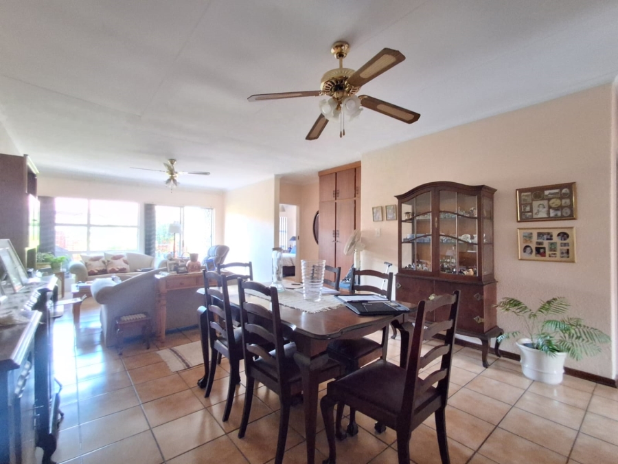 2 Bedroom Property for Sale in Three Rivers Gauteng