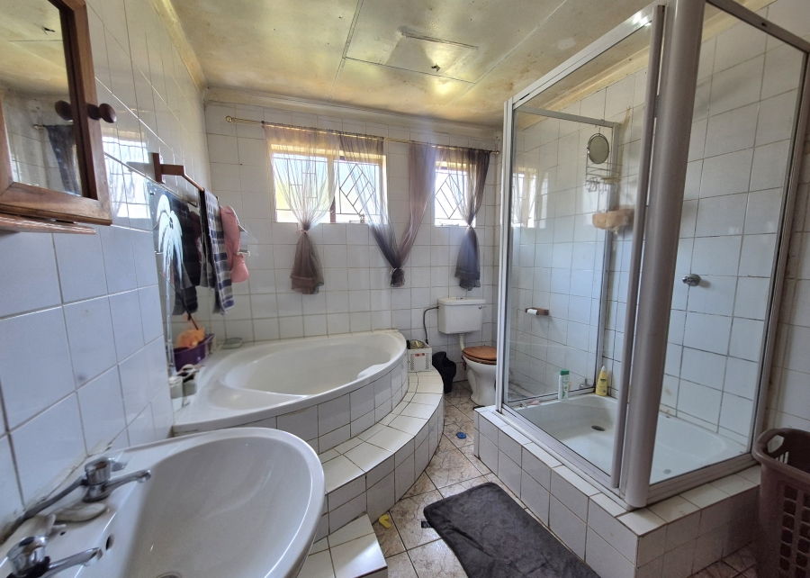 3 Bedroom Property for Sale in Brenthurst Gauteng