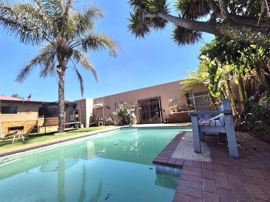 3 Bedroom Property for Sale in Brenthurst Gauteng