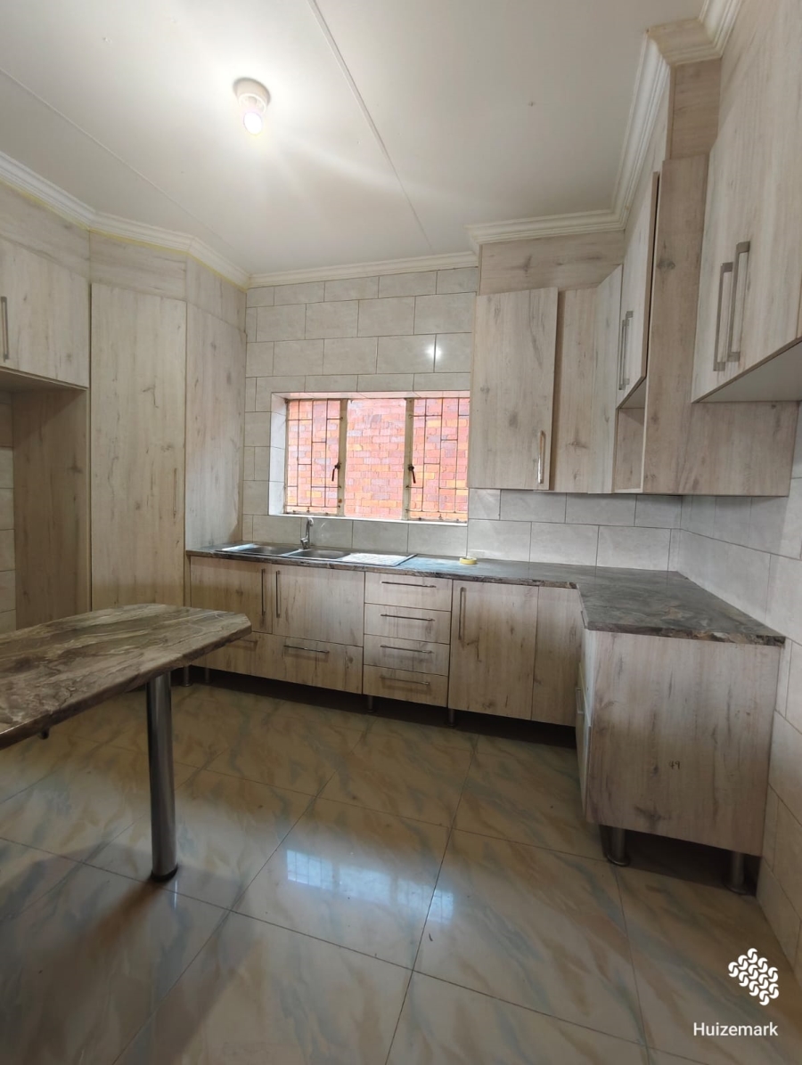 3 Bedroom Property for Sale in Vanderbijlpark Cw 6 Gauteng