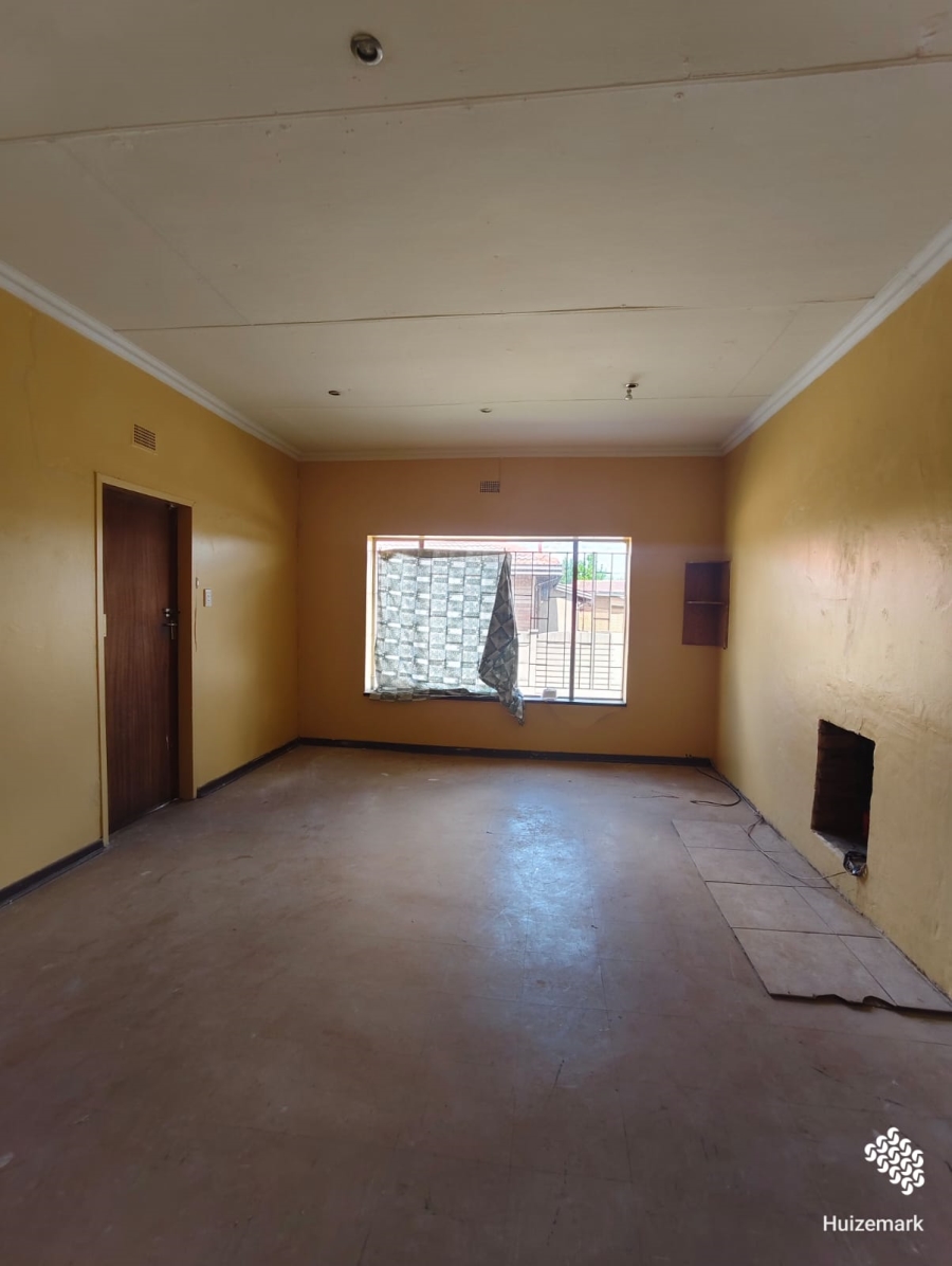 3 Bedroom Property for Sale in Vanderbijlpark Cw 6 Gauteng