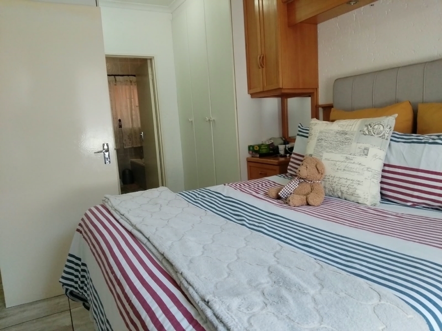 3 Bedroom Property for Sale in Terenure Gauteng
