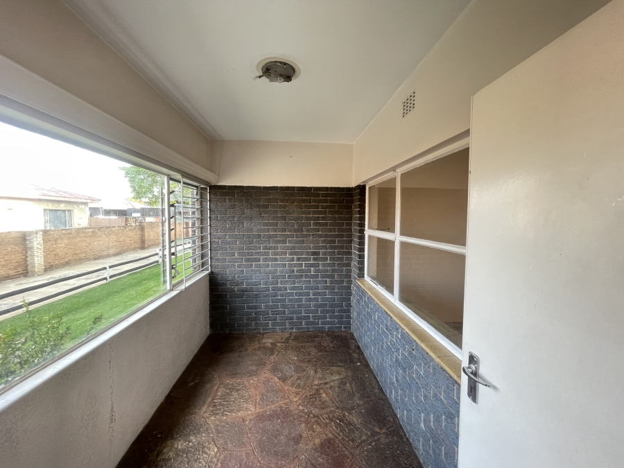 2 Bedroom Property for Sale in Casseldale Gauteng