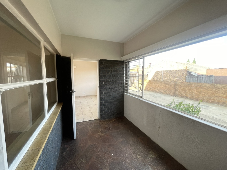 2 Bedroom Property for Sale in Casseldale Gauteng