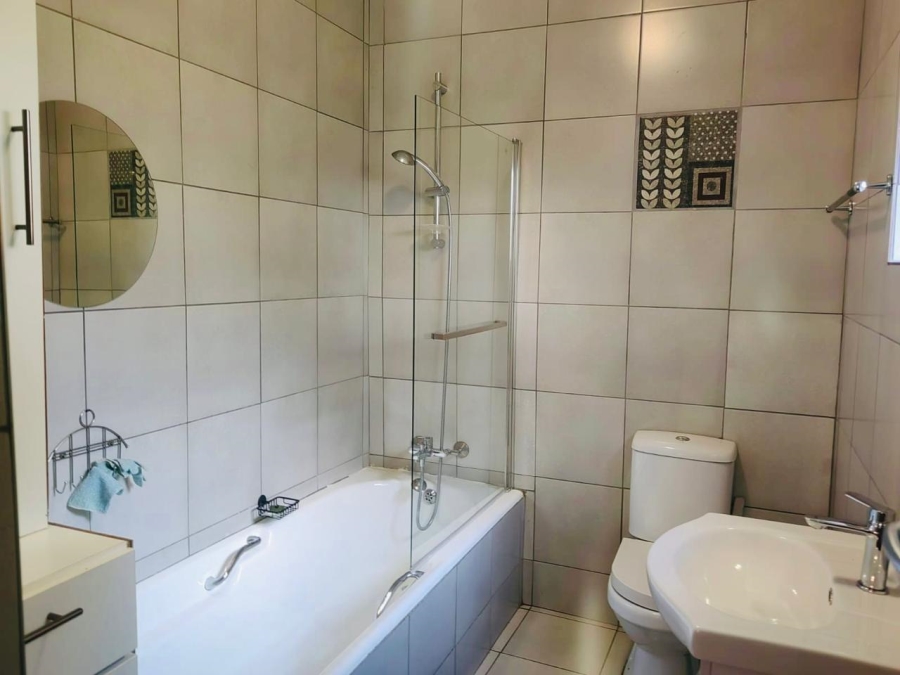 3 Bedroom Property for Sale in Van Riebeeck Park Gauteng