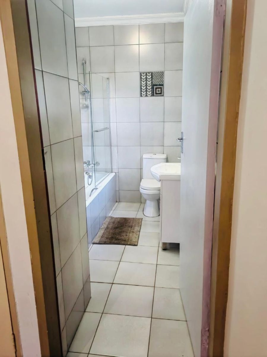 3 Bedroom Property for Sale in Van Riebeeck Park Gauteng