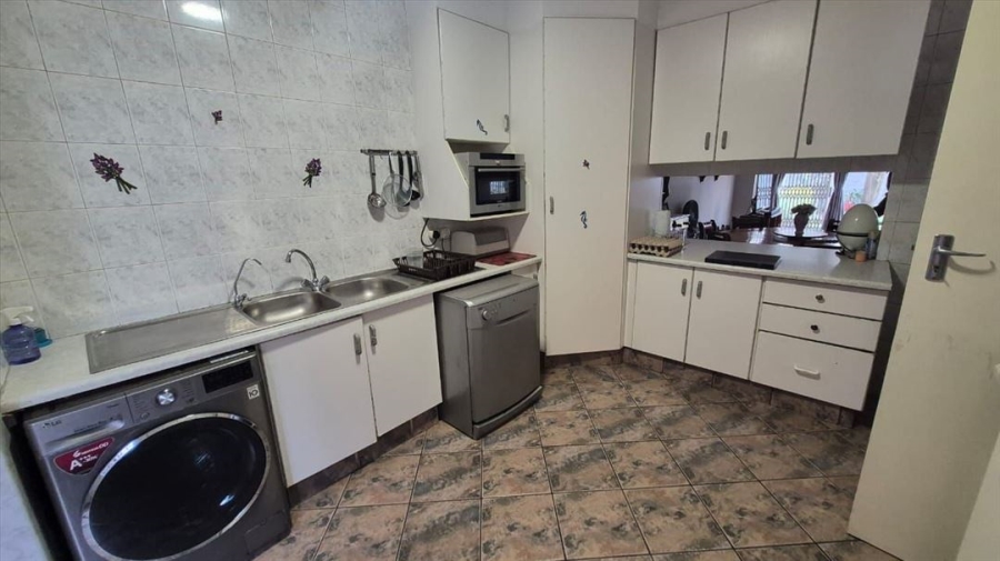 3 Bedroom Property for Sale in Aston Manor Gauteng