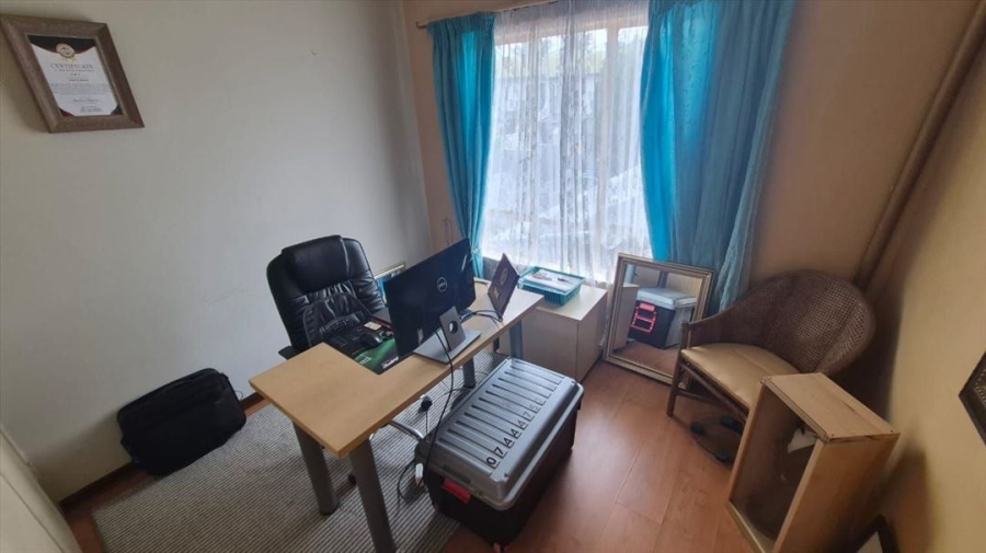 3 Bedroom Property for Sale in Aston Manor Gauteng