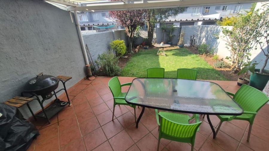 3 Bedroom Property for Sale in Aston Manor Gauteng