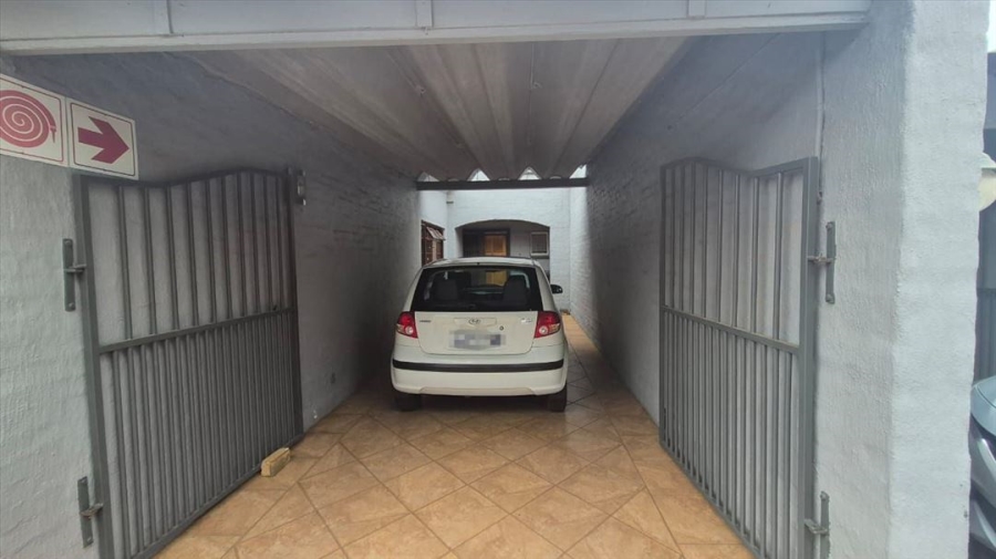 3 Bedroom Property for Sale in Aston Manor Gauteng