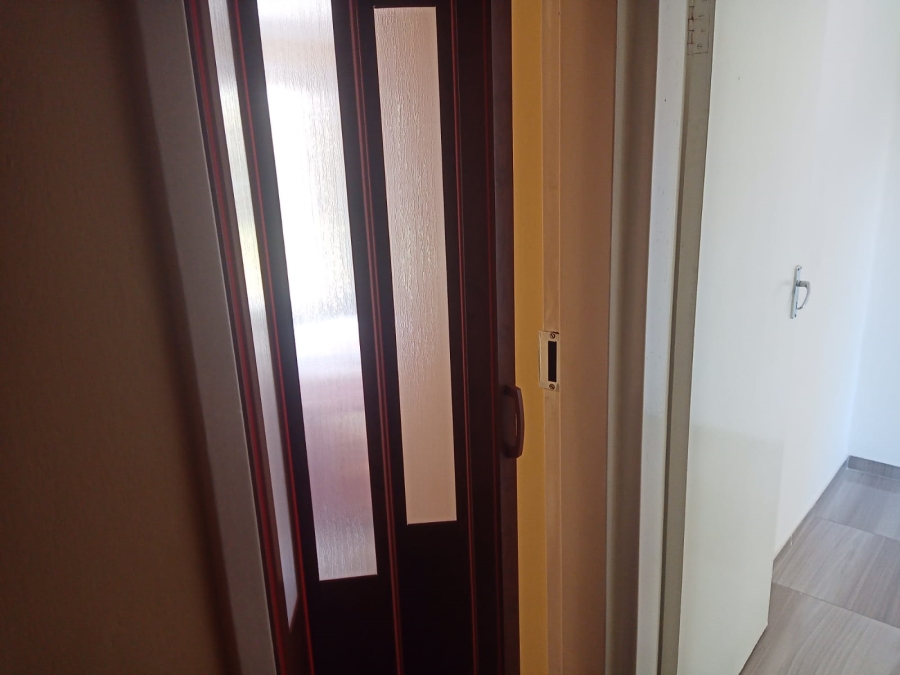 2 Bedroom Property for Sale in Van Riebeeck Park Gauteng