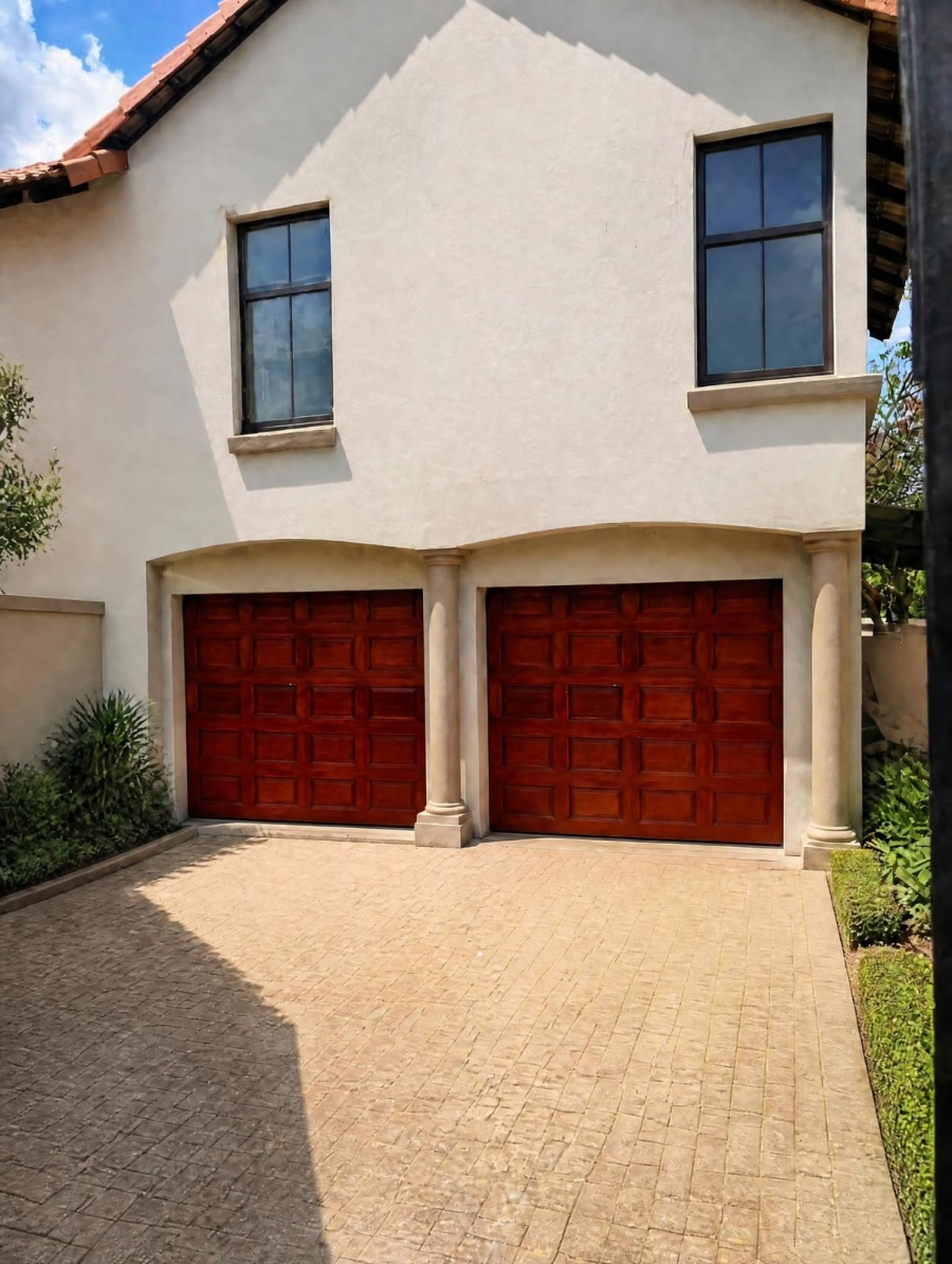 To Let 4 Bedroom Property for Rent in Garsfontein Gauteng