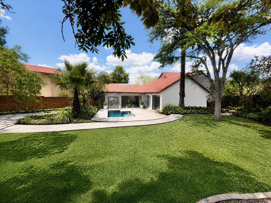 To Let 4 Bedroom Property for Rent in Garsfontein Gauteng