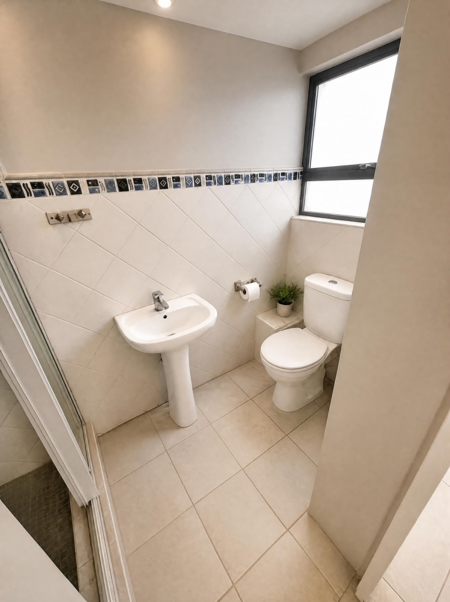 To Let 4 Bedroom Property for Rent in Garsfontein Gauteng
