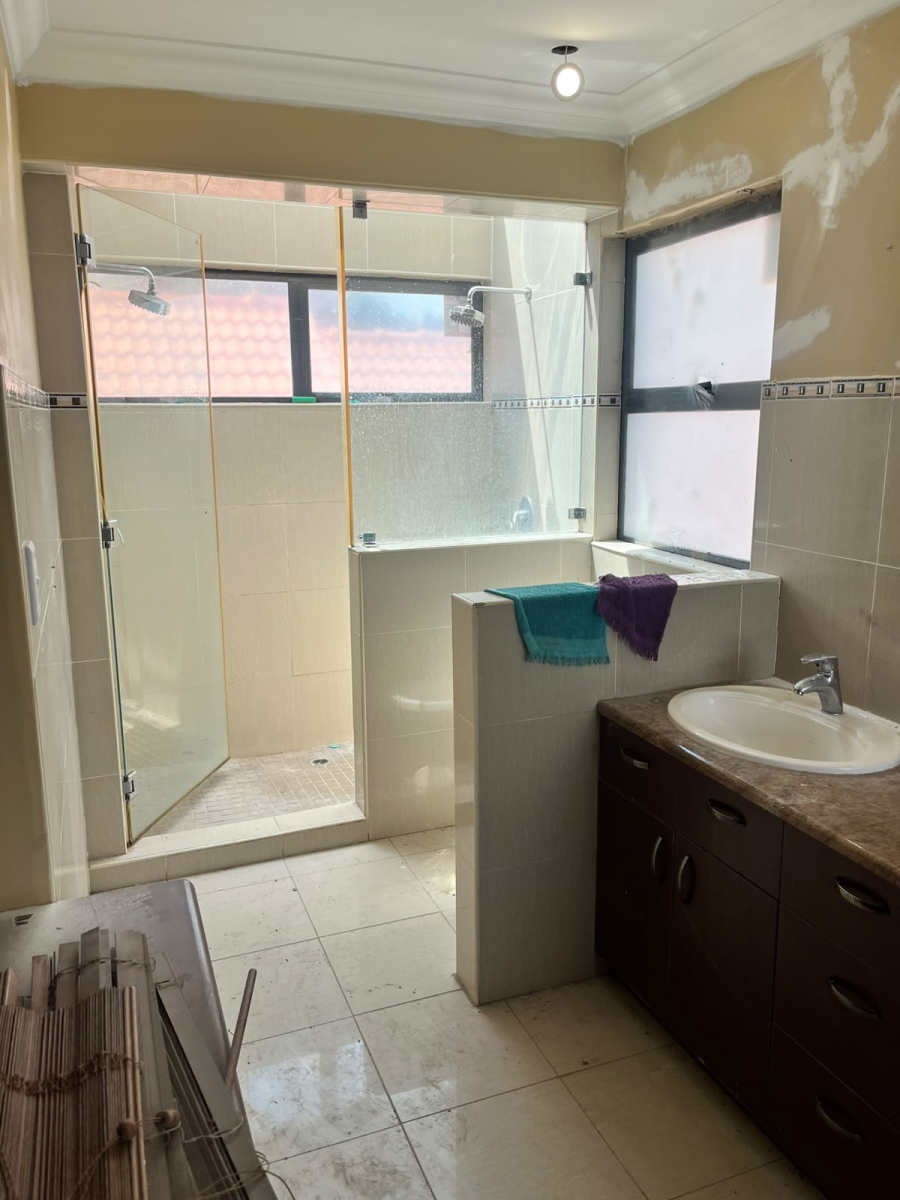To Let 4 Bedroom Property for Rent in Garsfontein Gauteng