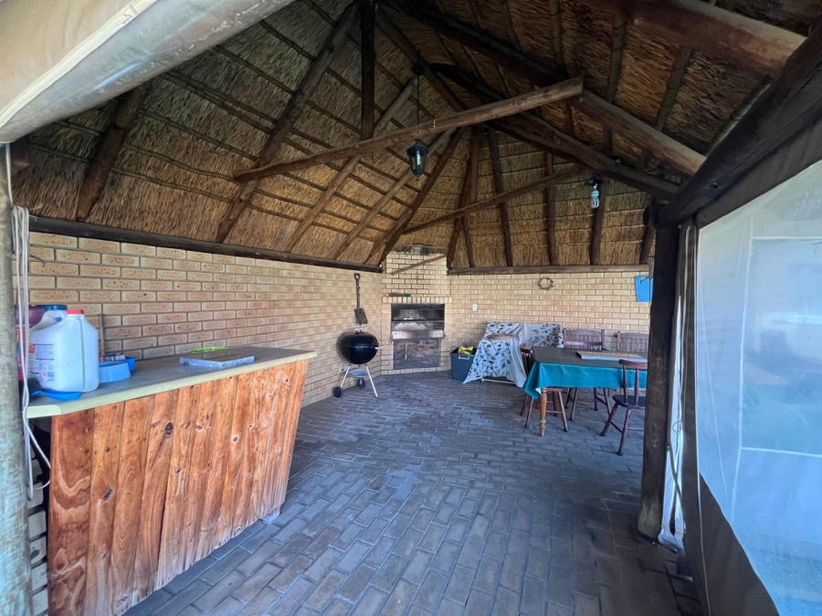 4 Bedroom Property for Sale in Brackendowns Gauteng