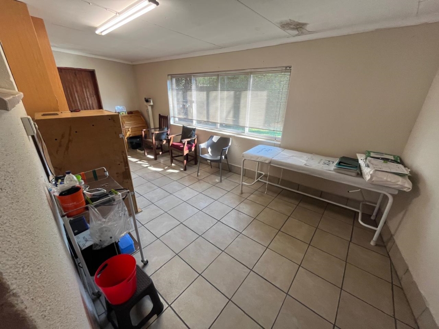 4 Bedroom Property for Sale in Brackendowns Gauteng