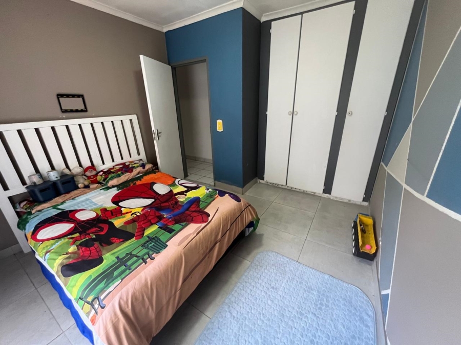 5 Bedroom Property for Sale in Brackendowns Gauteng