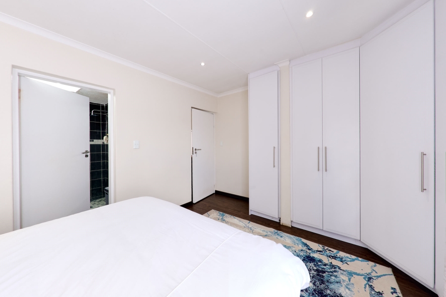 3 Bedroom Property for Sale in Sunninghill Gauteng