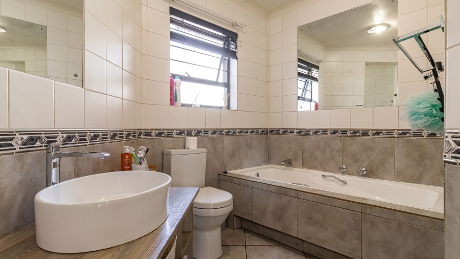 4 Bedroom Property for Sale in Highveld Gauteng