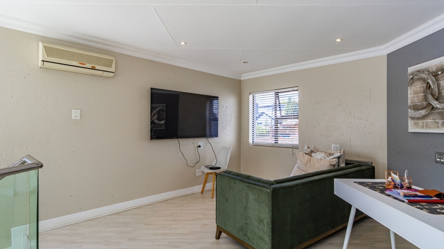 4 Bedroom Property for Sale in Highveld Gauteng