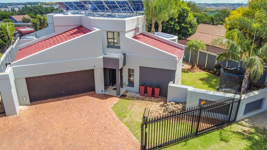 4 Bedroom Property for Sale in Highveld Gauteng