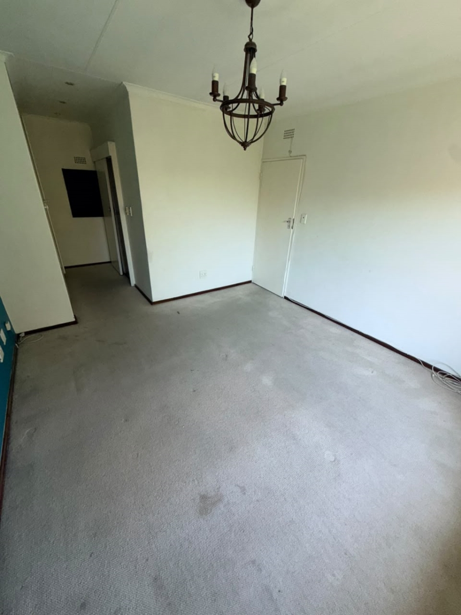 To Let 2 Bedroom Property for Rent in Sandown Gauteng