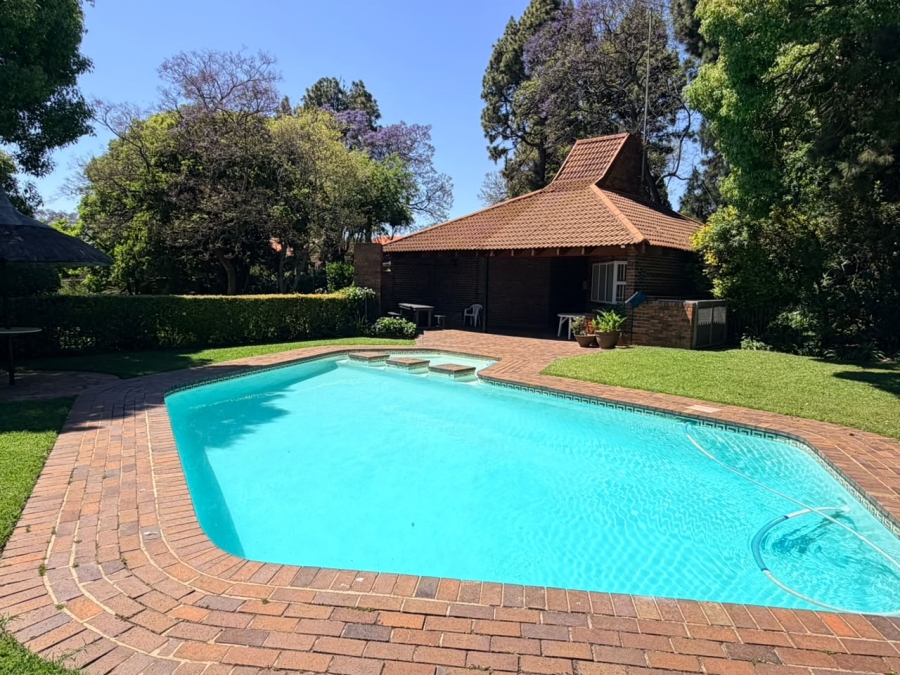To Let 2 Bedroom Property for Rent in Sandown Gauteng