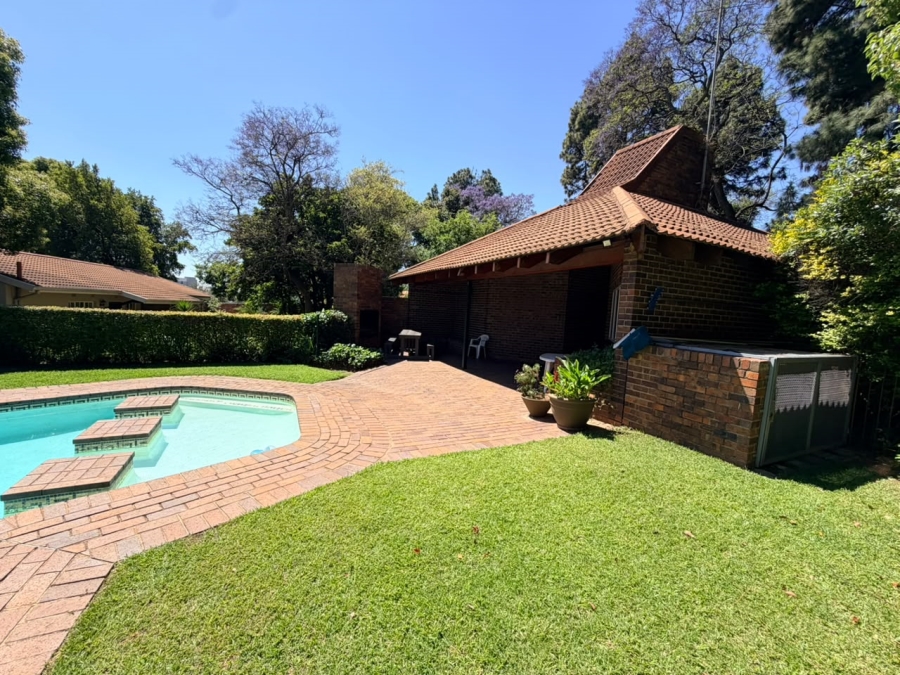 To Let 2 Bedroom Property for Rent in Sandown Gauteng