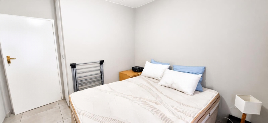 2 Bedroom Property for Sale in Erand Gardens Gauteng