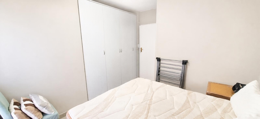 2 Bedroom Property for Sale in Erand Gardens Gauteng