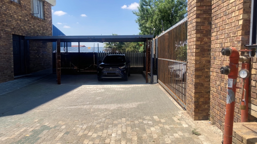 Commercial Property for Sale in Kya Sands Gauteng