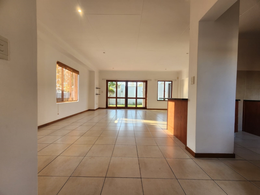 To Let 2 Bedroom Property for Rent in Paulshof Gauteng