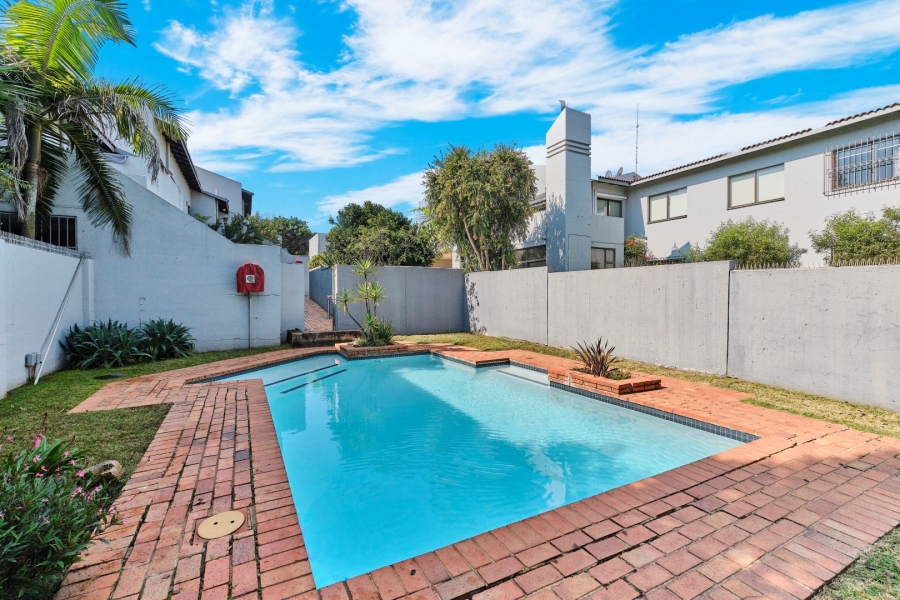 2 Bedroom Property for Sale in Gallo Manor Gauteng