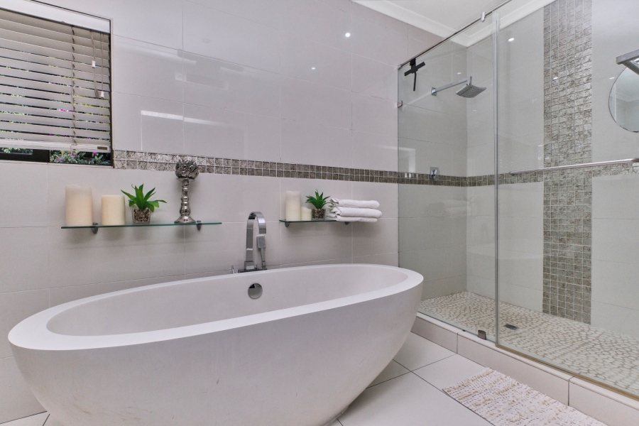3 Bedroom Property for Sale in Sandown Gauteng