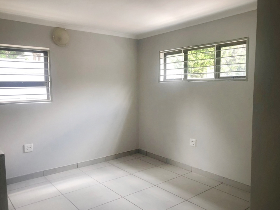 2 Bedroom Property for Sale in Silvamonte Gauteng