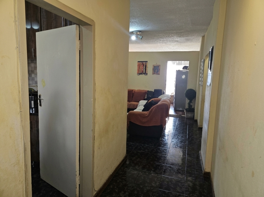 2 Bedroom Property for Sale in Berea Gauteng