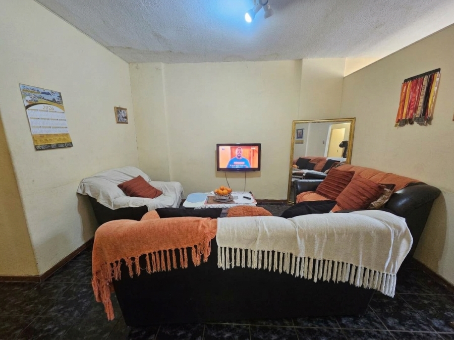 2 Bedroom Property for Sale in Berea Gauteng