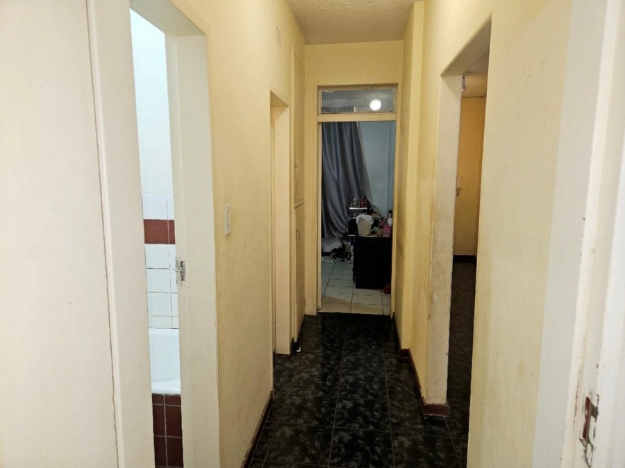 2 Bedroom Property for Sale in Berea Gauteng