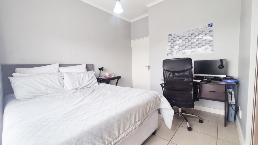 1 Bedroom Property for Sale in Modderfontein Gauteng