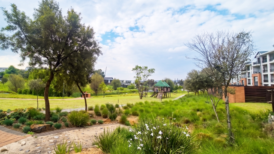 1 Bedroom Property for Sale in Modderfontein Gauteng
