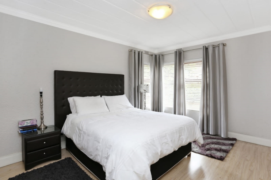 3 Bedroom Property for Sale in Morningside Gauteng