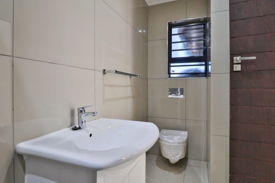 To Let 2 Bedroom Property for Rent in Berario Gauteng