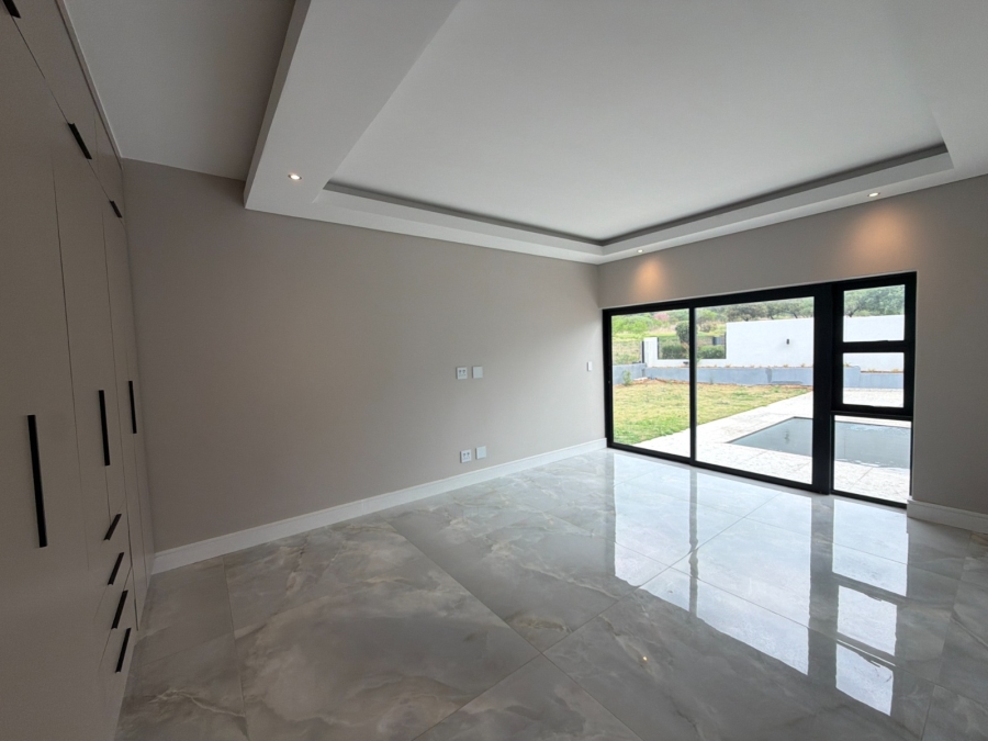 5 Bedroom Property for Sale in Eye of Africa Gauteng