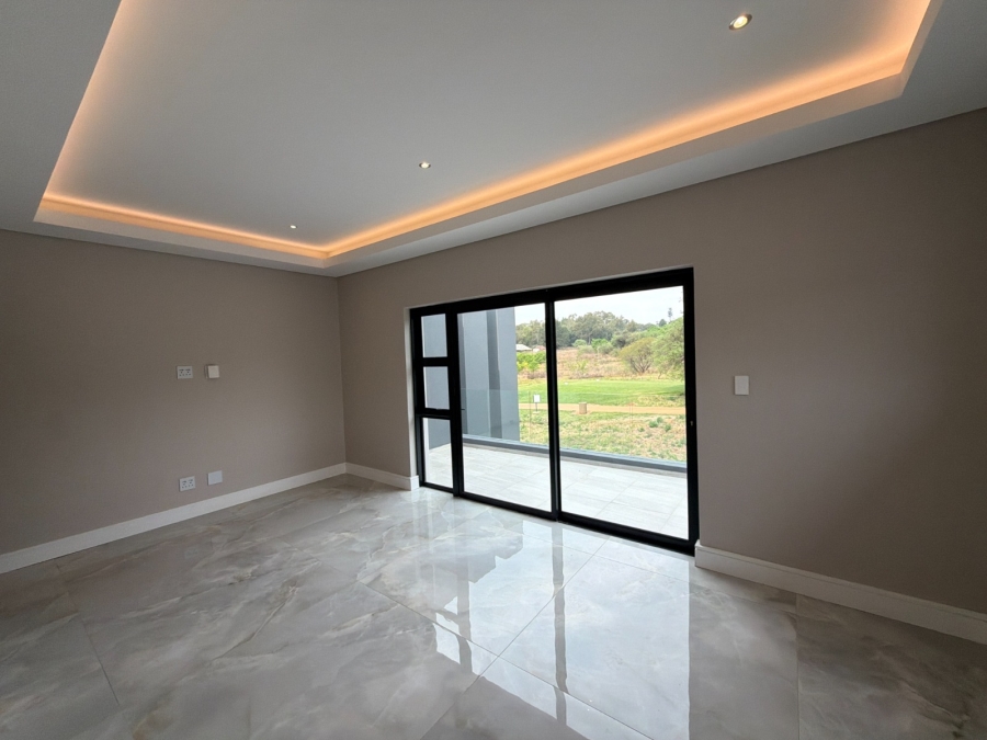 5 Bedroom Property for Sale in Eye of Africa Gauteng