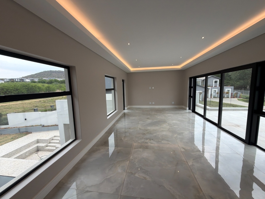 5 Bedroom Property for Sale in Eye of Africa Gauteng